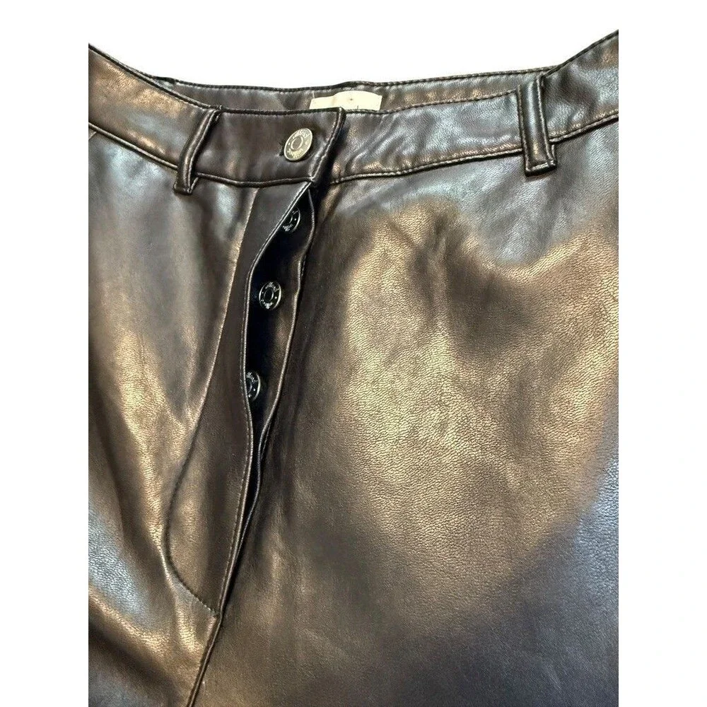 Aritzia Wilfred Black Faux Leather Cargo Pants Women's Size Small Moto Straight